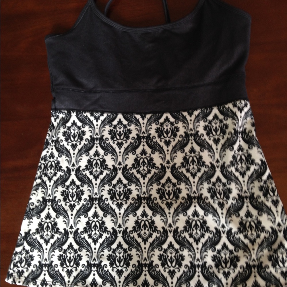 Cute summer top.
